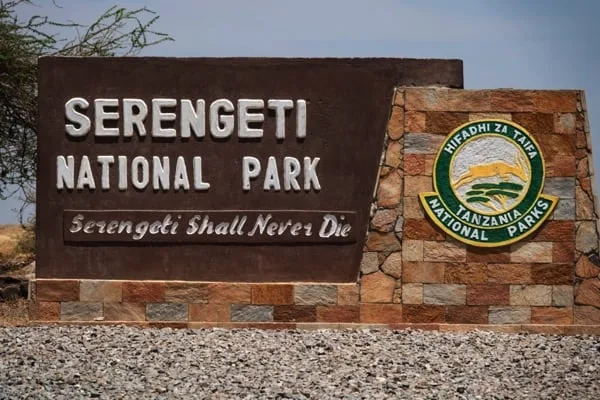 Destinations Serengeti National Park