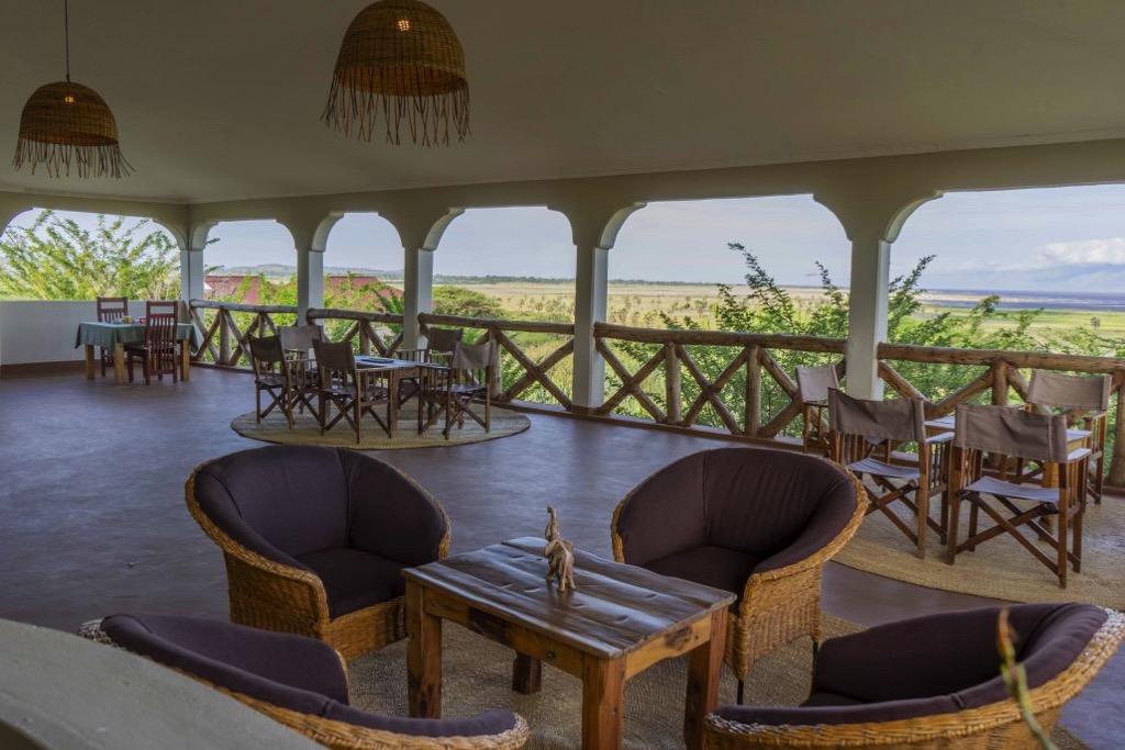 Lake Eyasi Safari Lodge