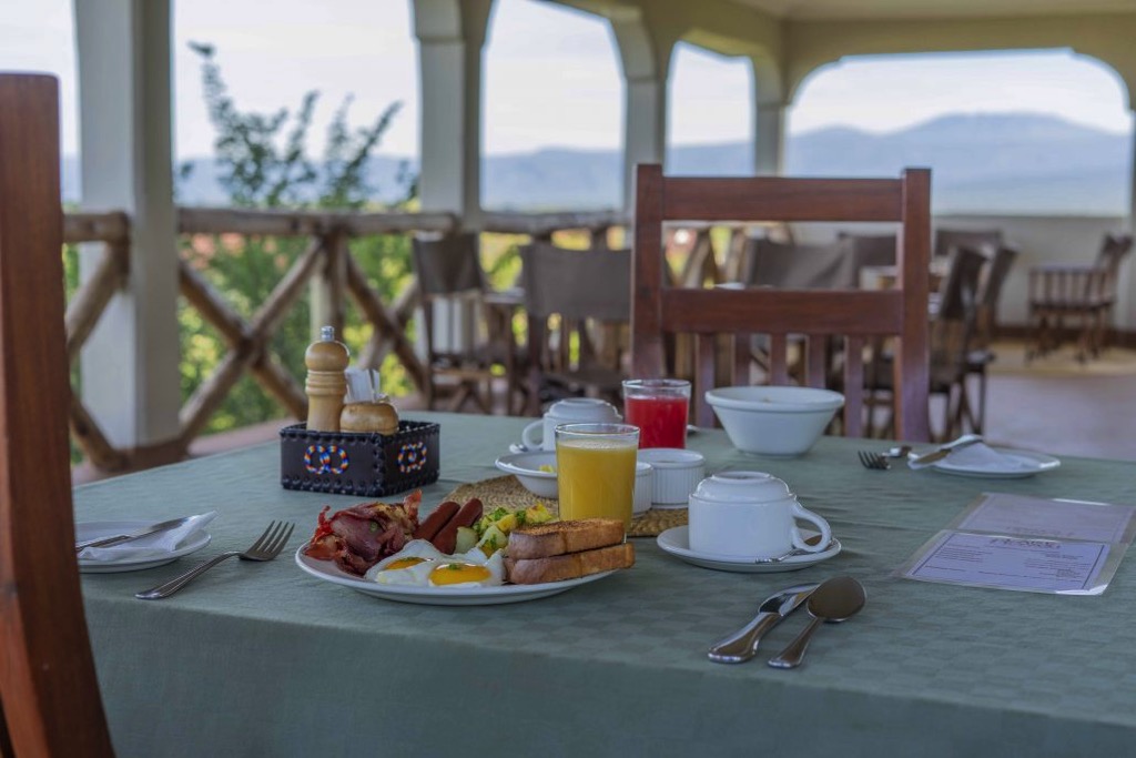 Lake Eyasi Safari Lodge